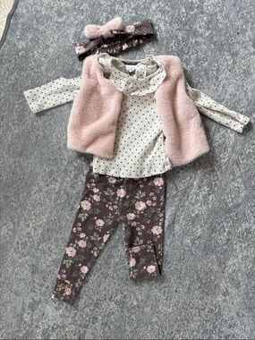 Nicole Miller pink and brown floral outfit
